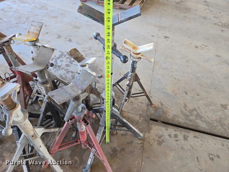 image for item EV5922 (14) pipe stands