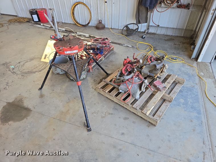image for item EV5925 Ridgid pipe threader