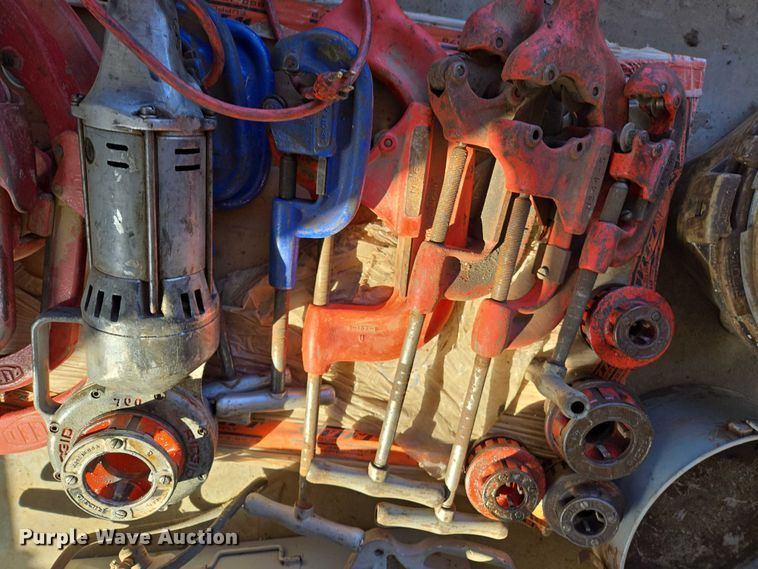 image for item EV5925 Ridgid pipe threader