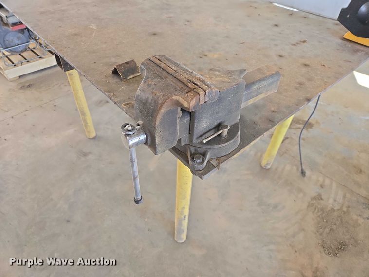 image for item EV5928 Welding table