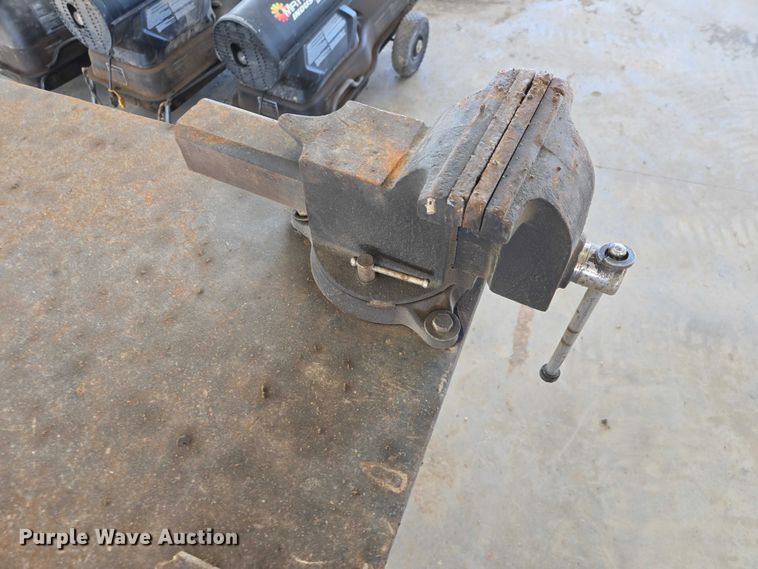 image for item EV5928 Welding table