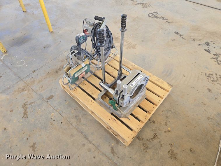 image for item EV5929 McElroy 26 DIPS poly fusion machine