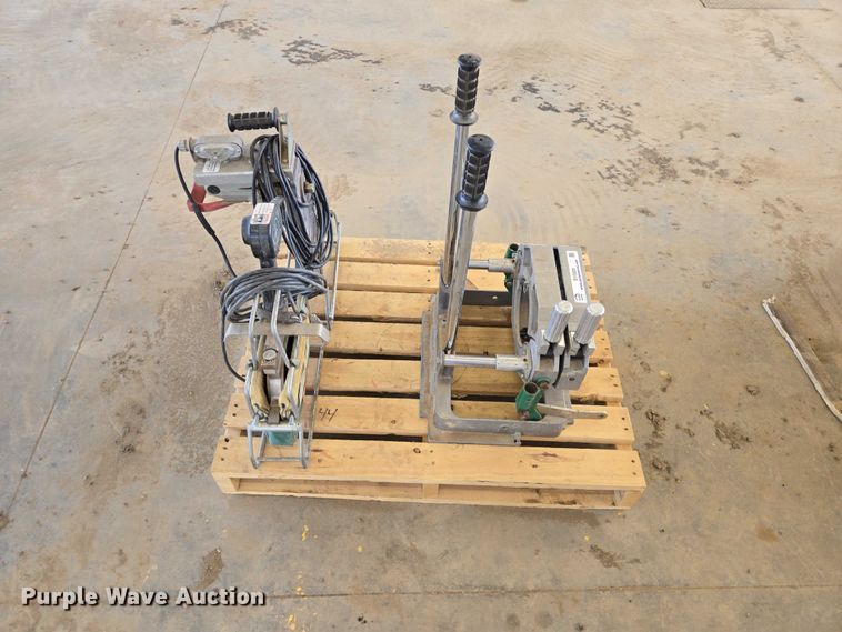 image for item EV5929 McElroy 26 DIPS poly fusion machine