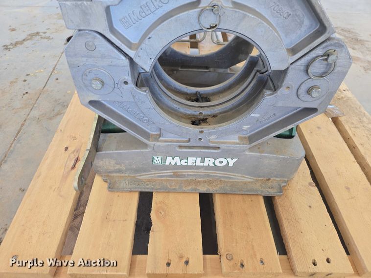 image for item EV5929 McElroy 26 DIPS poly fusion machine