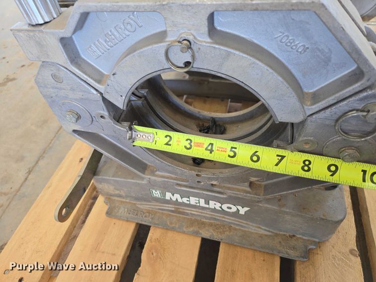 image for item EV5929 McElroy 26 DIPS poly fusion machine