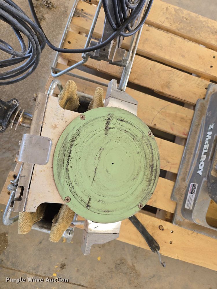 image for item EV5929 McElroy 26 DIPS poly fusion machine