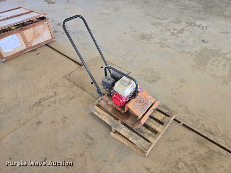 image for item EV5931 MBW GP18 plate compactor