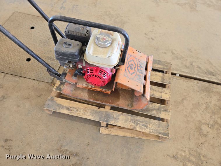 image for item EV5931 MBW GP18 plate compactor