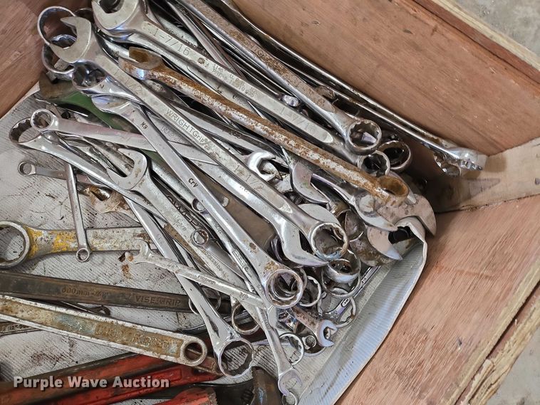 image for item EV5932 Wrenches