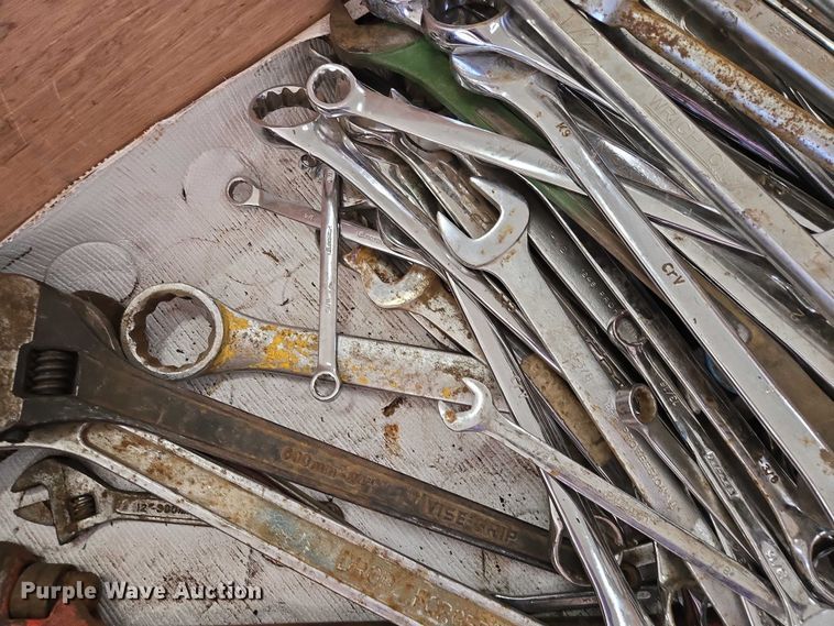 image for item EV5932 Wrenches