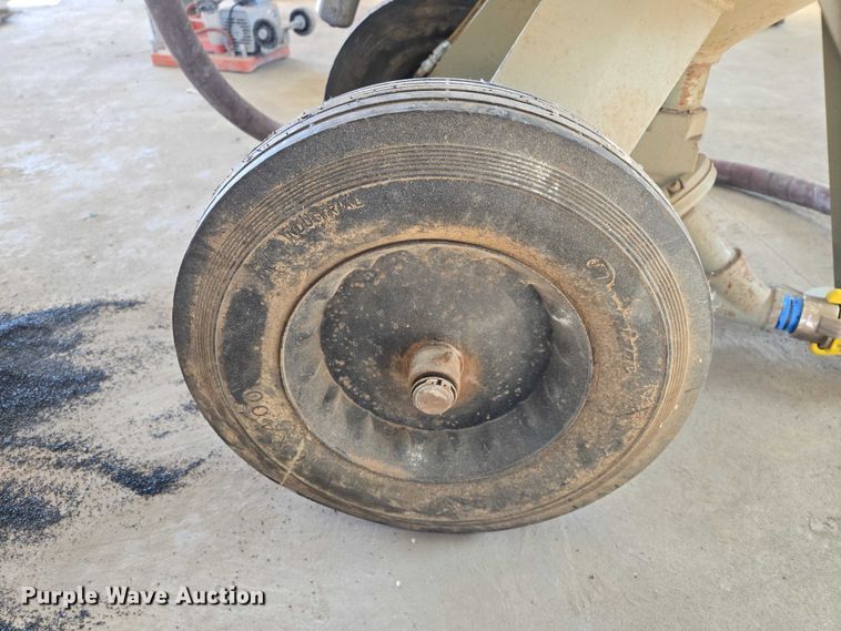 image for item EV5934 2023 Clemco 1648 sand blaster