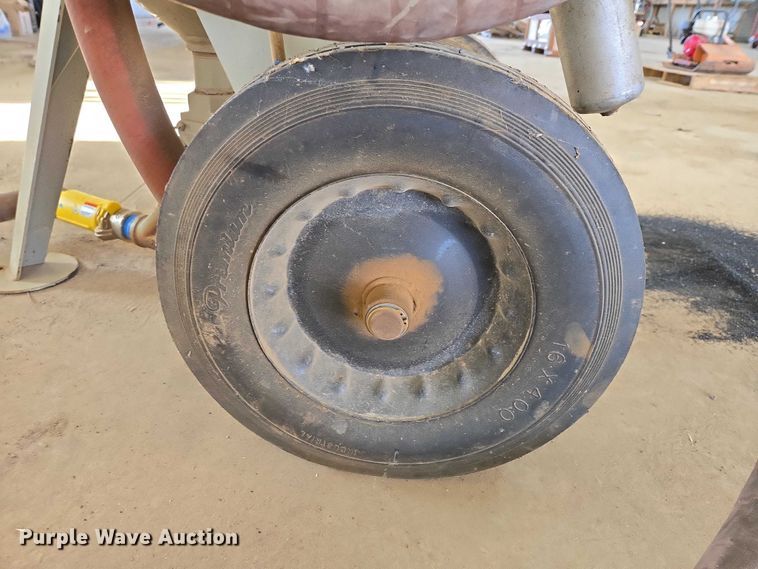 image for item EV5934 2023 Clemco 1648 sand blaster