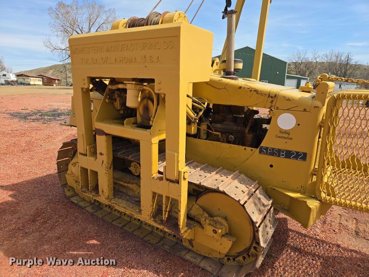 image for item EV5940 1981 Caterpillar D4E pipelayer