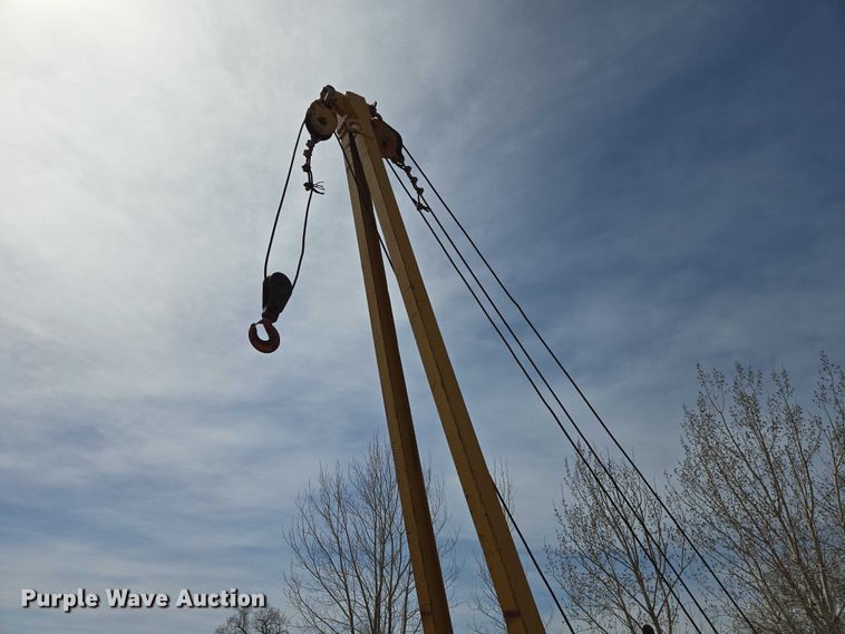 image for item EV5940 1981 Caterpillar D4E pipelayer