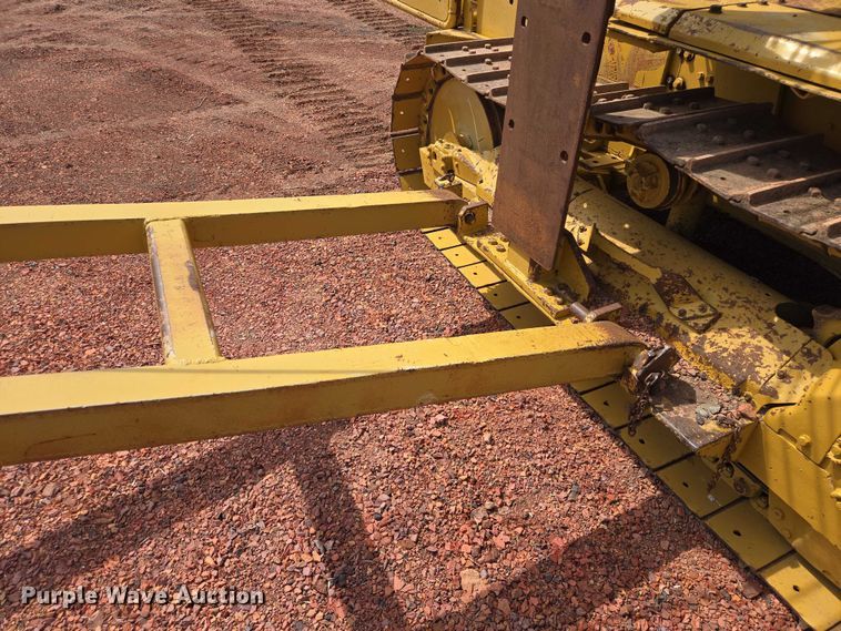 image for item EV5940 1981 Caterpillar D4E pipelayer