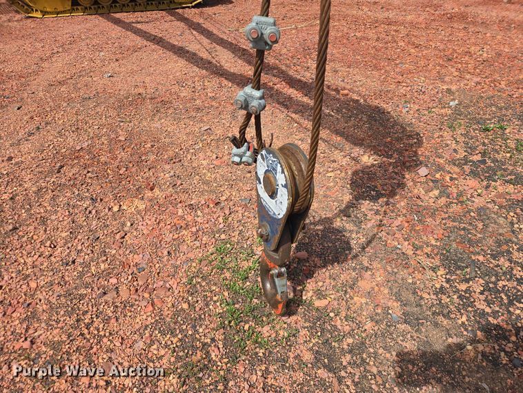 image for item EV5940 1981 Caterpillar D4E pipelayer