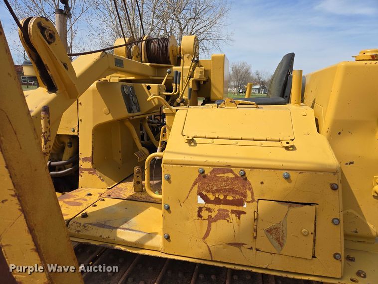 image for item EV5940 1981 Caterpillar D4E pipelayer