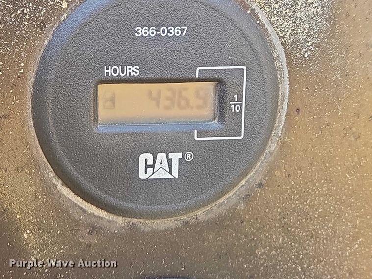 image for item EV5940 1981 Caterpillar D4E pipelayer