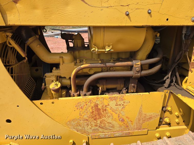 image for item EV5940 1981 Caterpillar D4E pipelayer