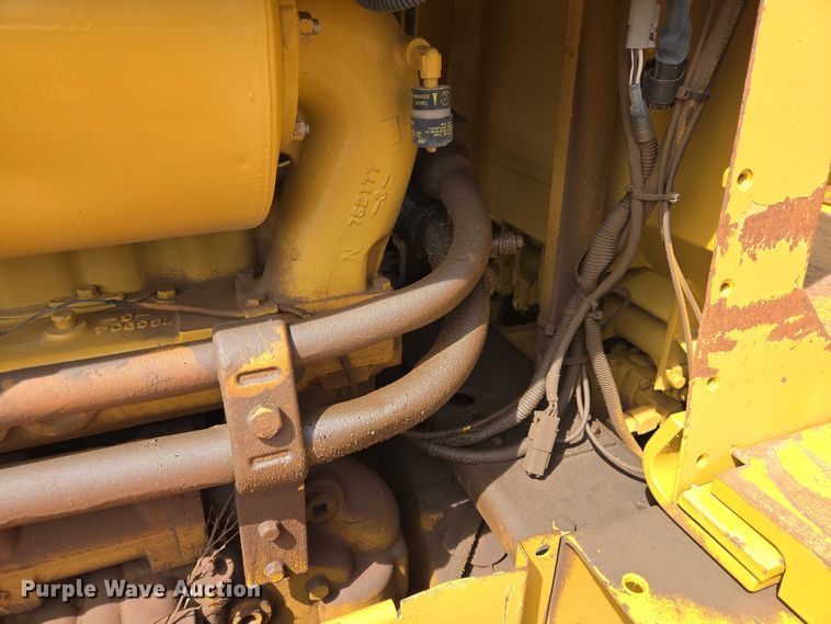 image for item EV5940 1981 Caterpillar D4E pipelayer