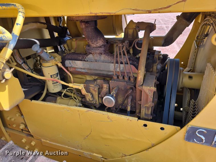 image for item EV5940 1981 Caterpillar D4E pipelayer