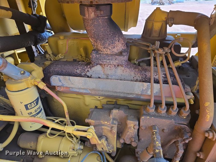 image for item EV5940 1981 Caterpillar D4E pipelayer