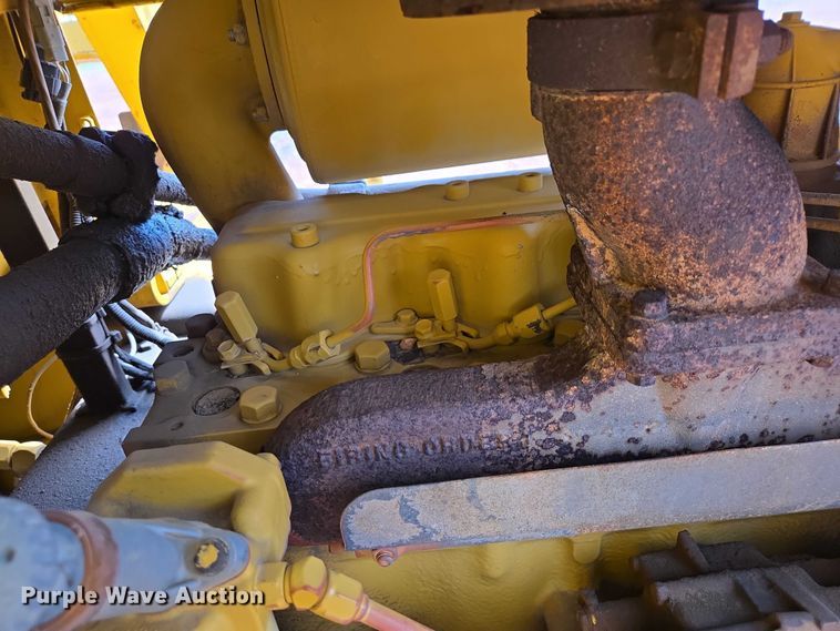 image for item EV5940 1981 Caterpillar D4E pipelayer