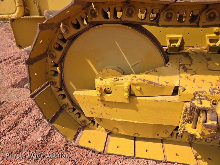 image for item EV5940 1981 Caterpillar D4E pipelayer