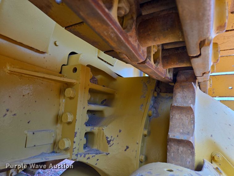 image for item EV5940 1981 Caterpillar D4E pipelayer