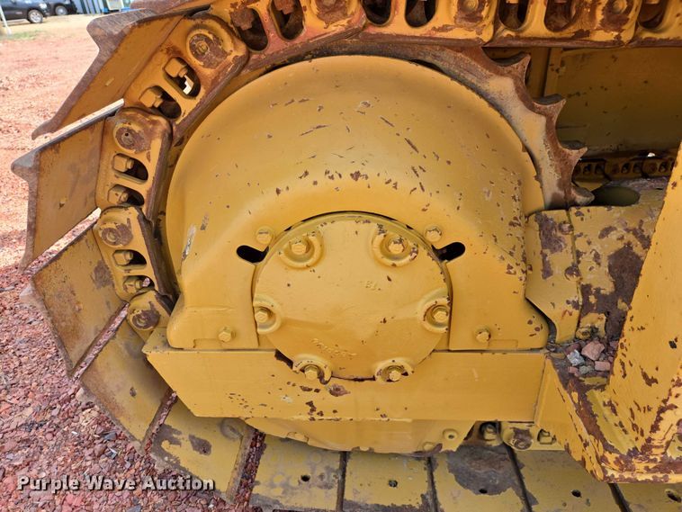 image for item EV5940 1981 Caterpillar D4E pipelayer