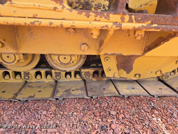 image for item EV5940 1981 Caterpillar D4E pipelayer