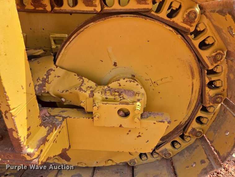 image for item EV5940 1981 Caterpillar D4E pipelayer