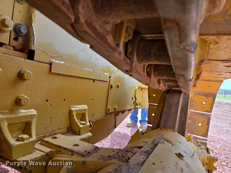 image for item EV5940 1981 Caterpillar D4E pipelayer