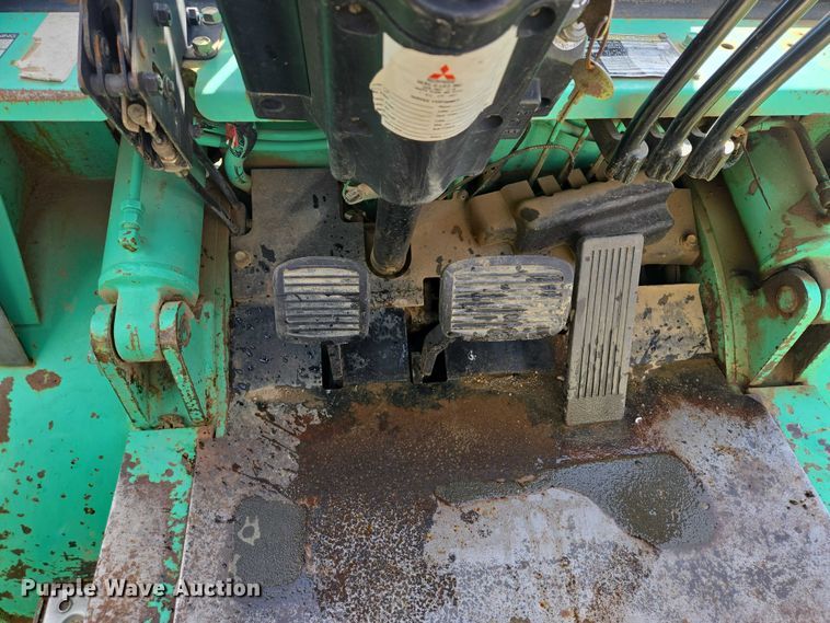 image for item EV5981 Mitsubishi FG30 forklift