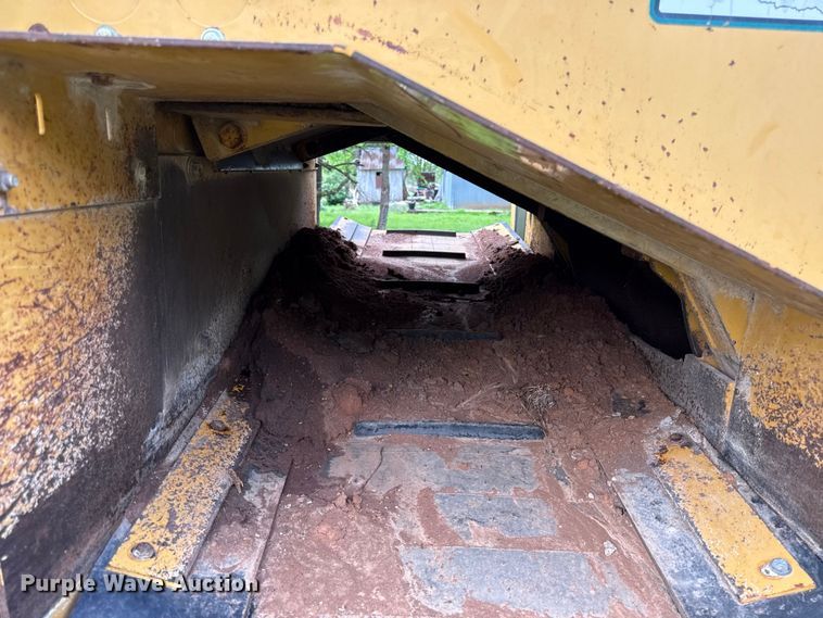 image for item EV7713 2007 Vermeer T555 commander 3 trencher