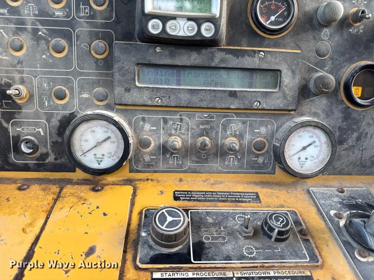 image for item EV7713 2007 Vermeer T555 commander 3 trencher