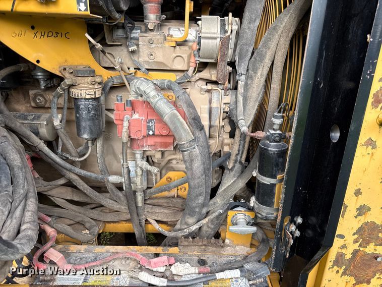 image for item EV7713 2007 Vermeer T555 commander 3 trencher