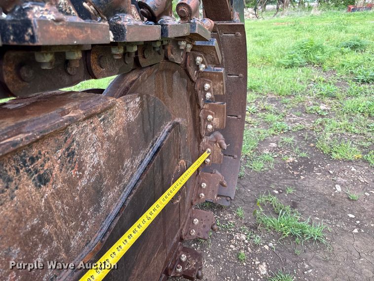 image for item EV7713 2007 Vermeer T555 commander 3 trencher