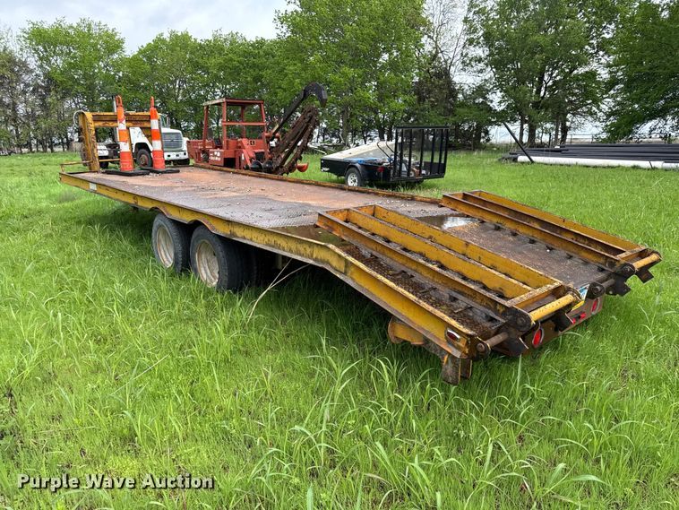 image for item EV7715 1981 Holden HGD2022 equipment trailer