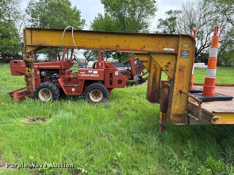 image for item EV7715 1981 Holden HGD2022 equipment trailer