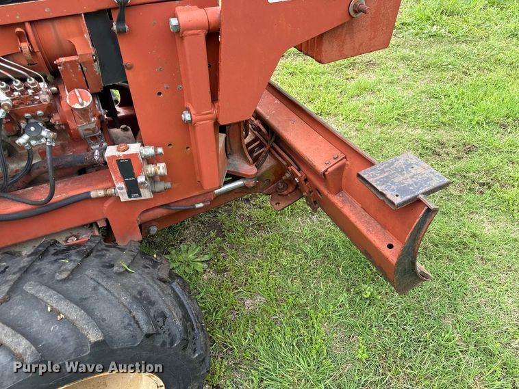 image for item EV7716 1996 Ditch Witch 5110 trencher