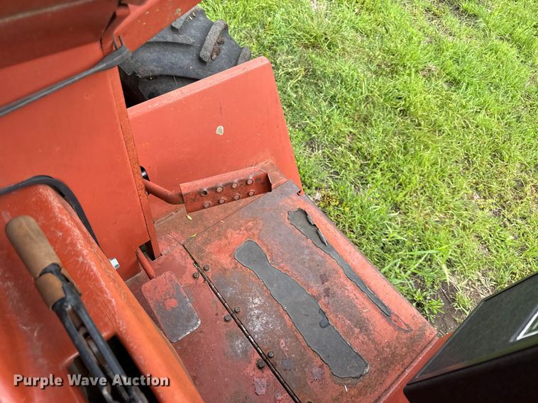 image for item EV7716 1996 Ditch Witch 5110 trencher