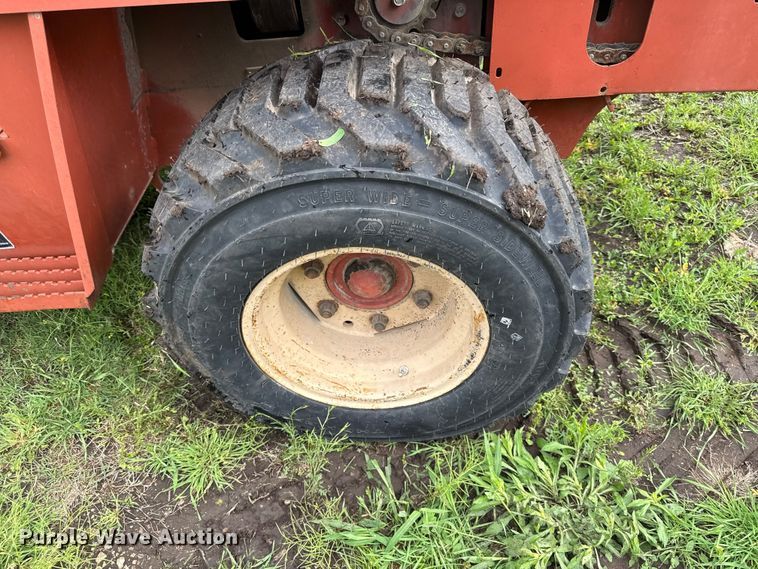 image for item EV7716 1996 Ditch Witch 5110 trencher