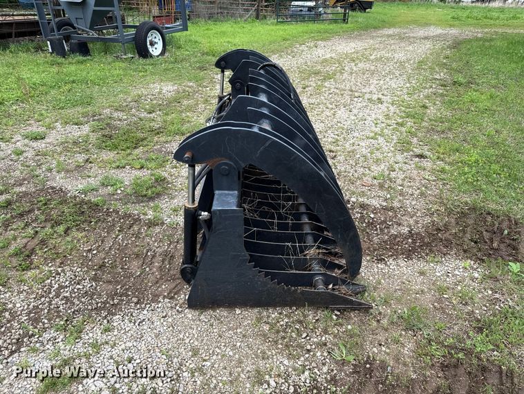 image for item EV7717 Grizzly Built skid steer grapple bucket