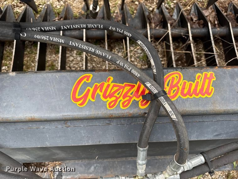 image for item EV7717 Grizzly Built skid steer grapple bucket
