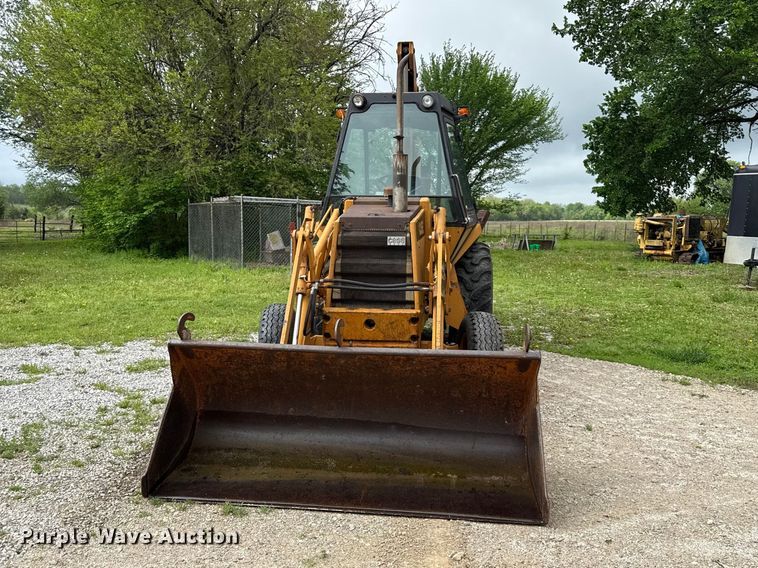 image for item EV7718 Case 580D backhoe
