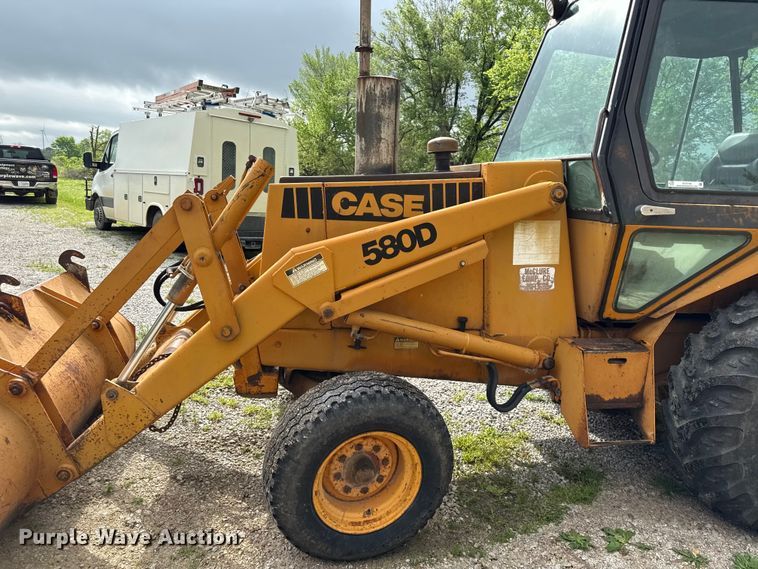 image for item EV7718 Case 580D backhoe