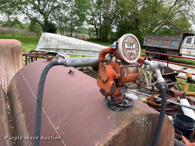 image for item EV7721 (3) fuel tanks