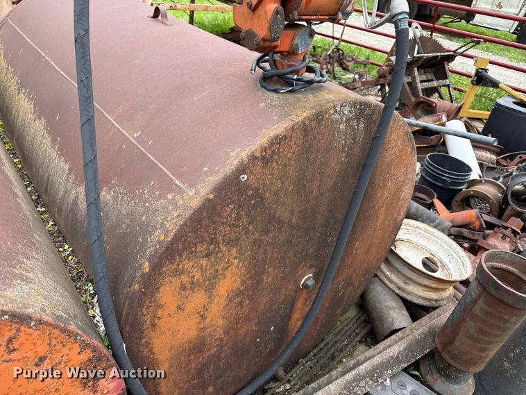 image for item EV7721 (3) fuel tanks