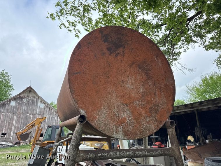 image for item EV7721 (3) fuel tanks